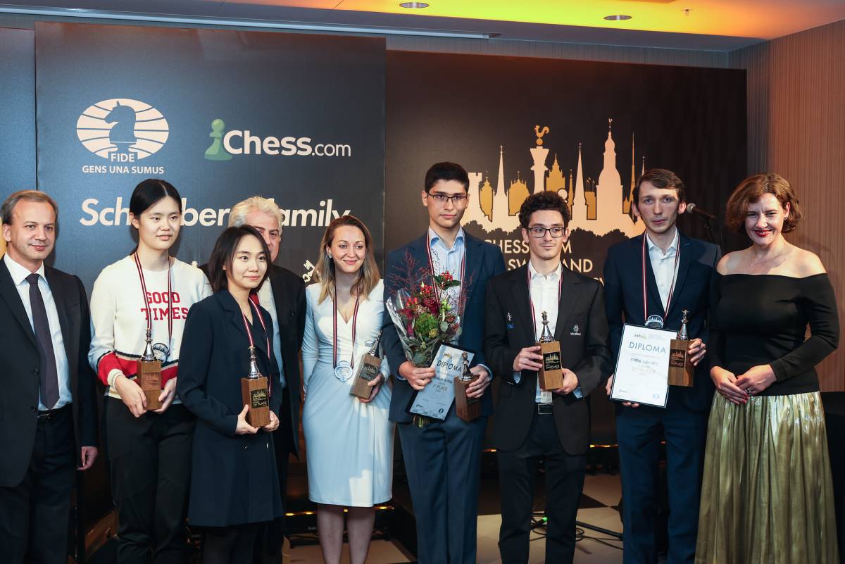 Alireza at the Candidates venue : r/chess